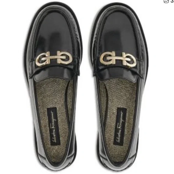FERAGAMO Ofelia Lug Black Leather Loafers - Picture 11 of 14